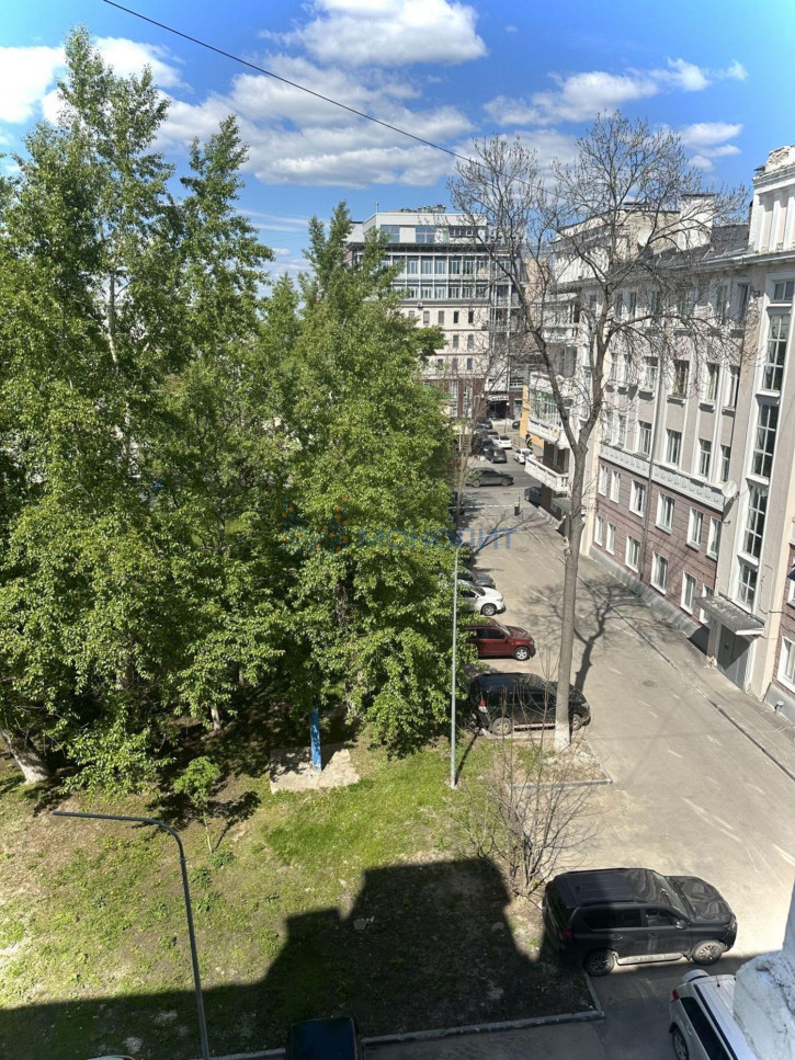 3-комн квартира Минина ул, 5