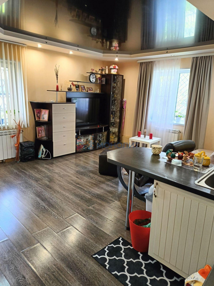 3-комн квартира Качалова ул, 44