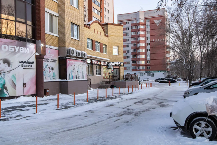 Торговое помещение Мельникайте 71