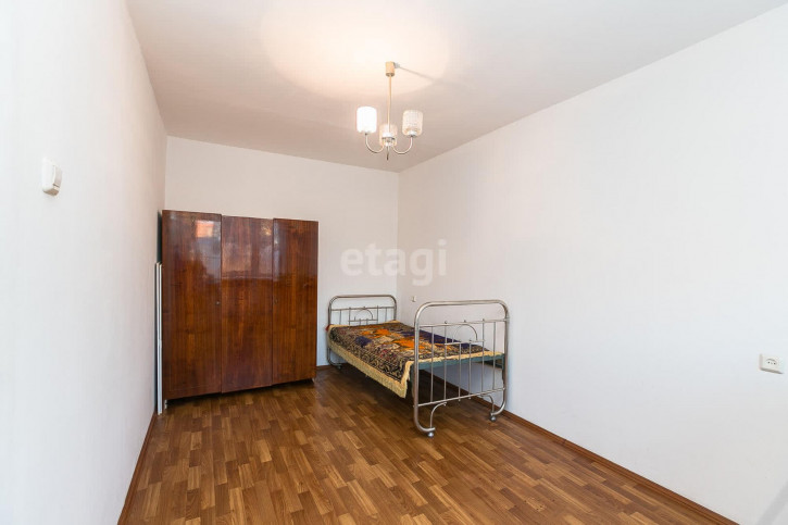 3-комн квартира Полевая, 14