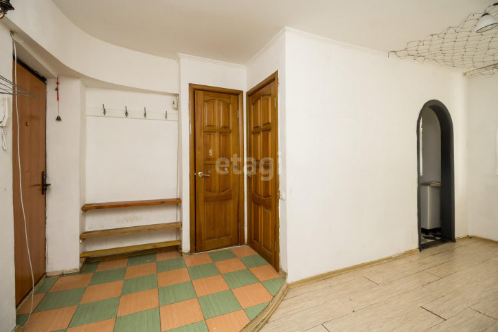 2-комн квартира Геологоразведчиков пр, 40