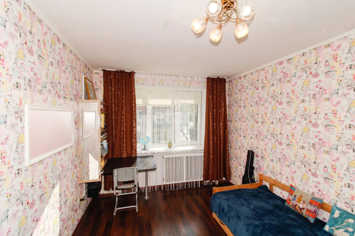 3-комн квартира Луначарского, 51