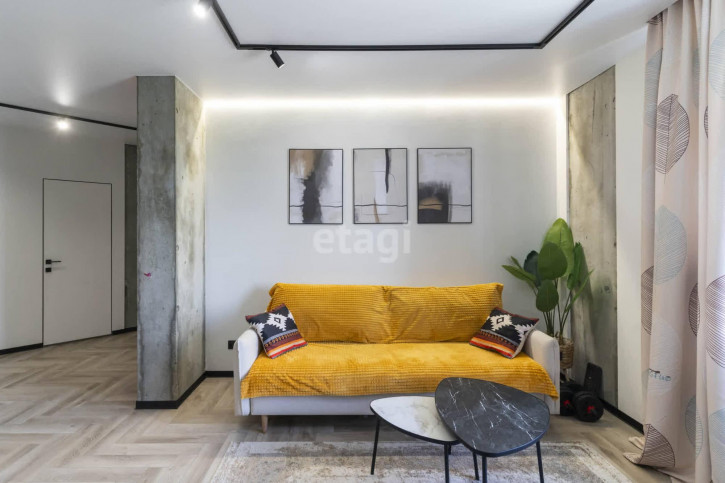 2-комн квартира Монтажников, 36