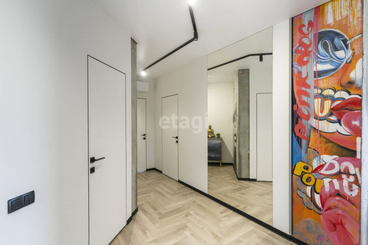 2-комн квартира Монтажников, 36