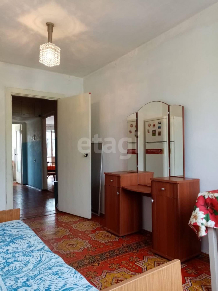 3-комн квартира Геологоразведчиков пр, 32