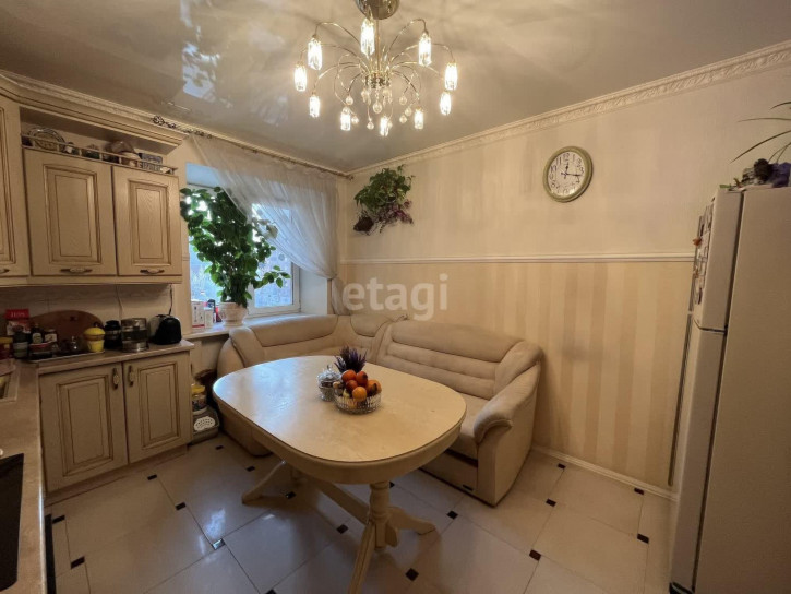 3-комн квартира Широтная, 29