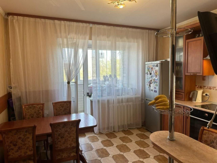 2-комн квартира Молодежная, 28