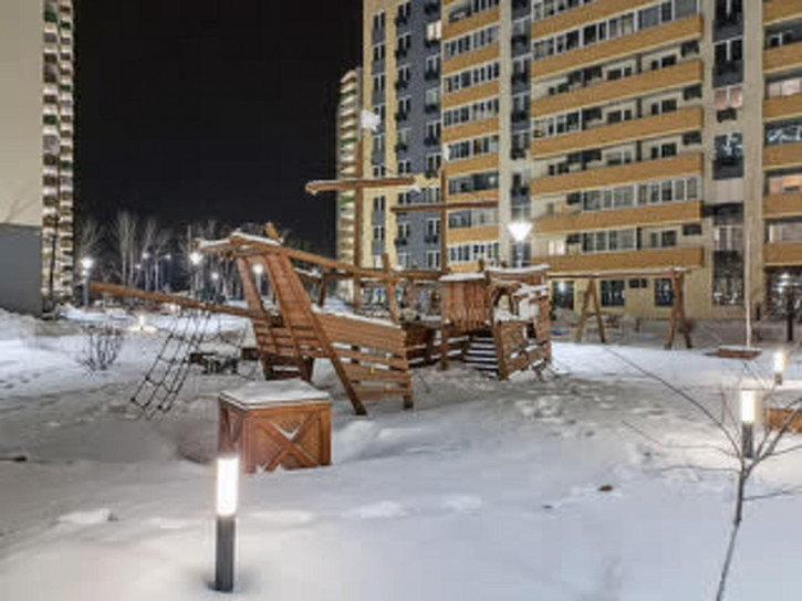 Студия Вице-адмирала Воронцова, 9