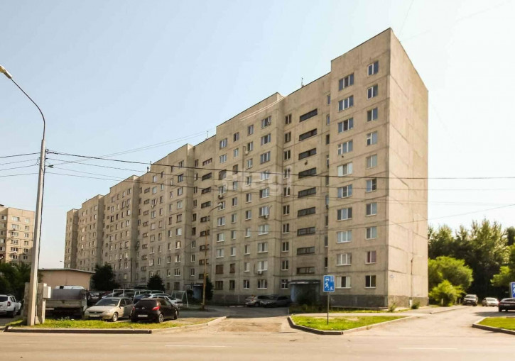 3-комн квартира Воровского, 33