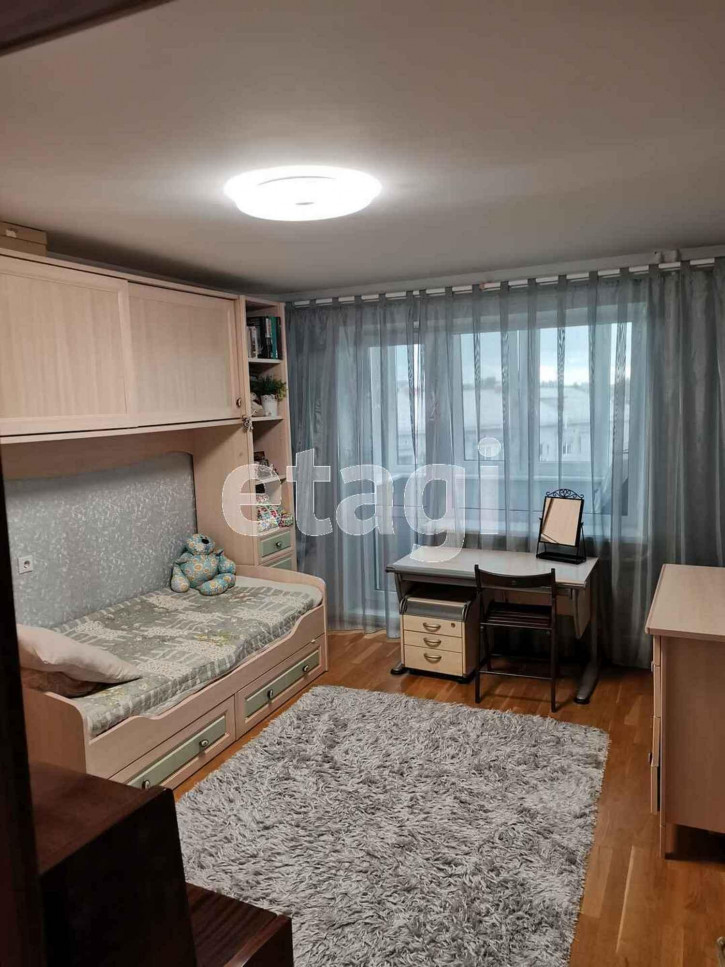 3-комн квартира Магнитогорская, 4