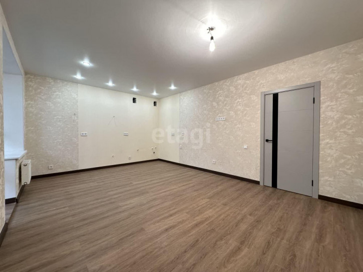 2-комн квартира Тимофея Кармацкого, 11