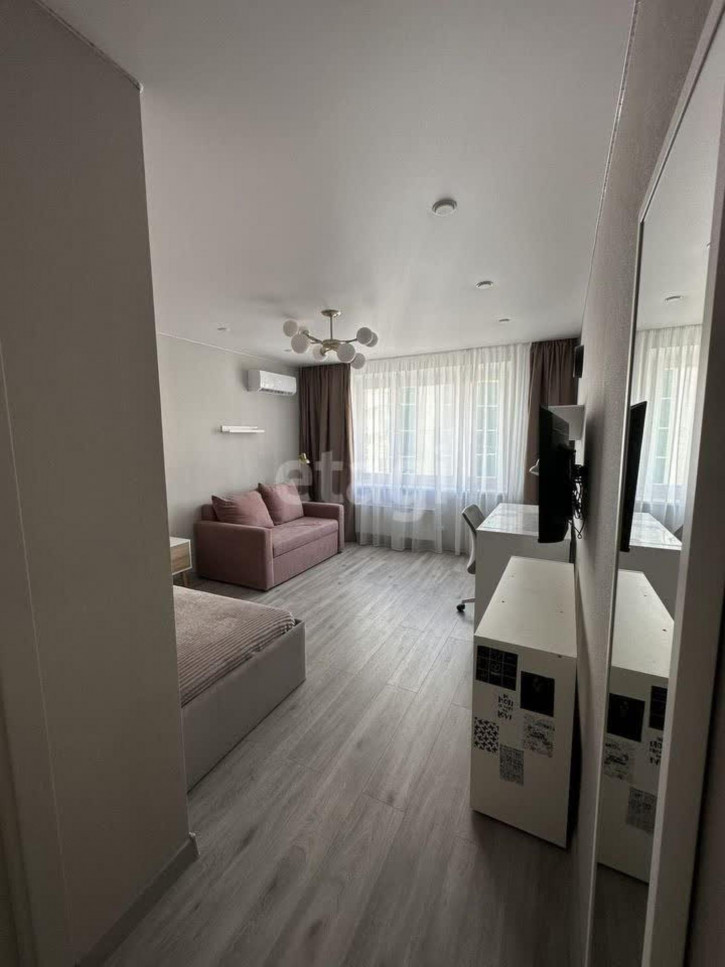 3-комн квартира Монтажников, 34