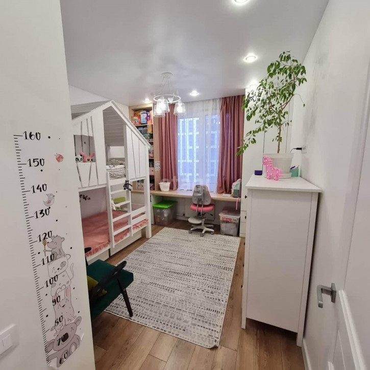 3-комн квартира Фармана Салманова, 26