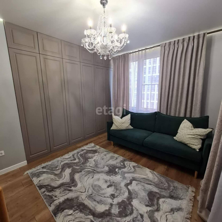 3-комн квартира Фармана Салманова, 26