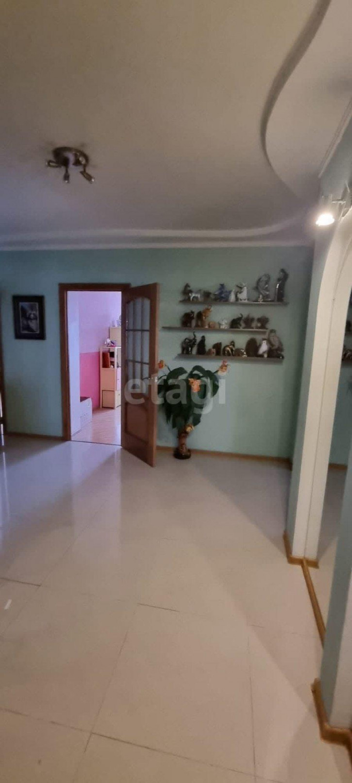 3-комн квартира Исакова, 16А