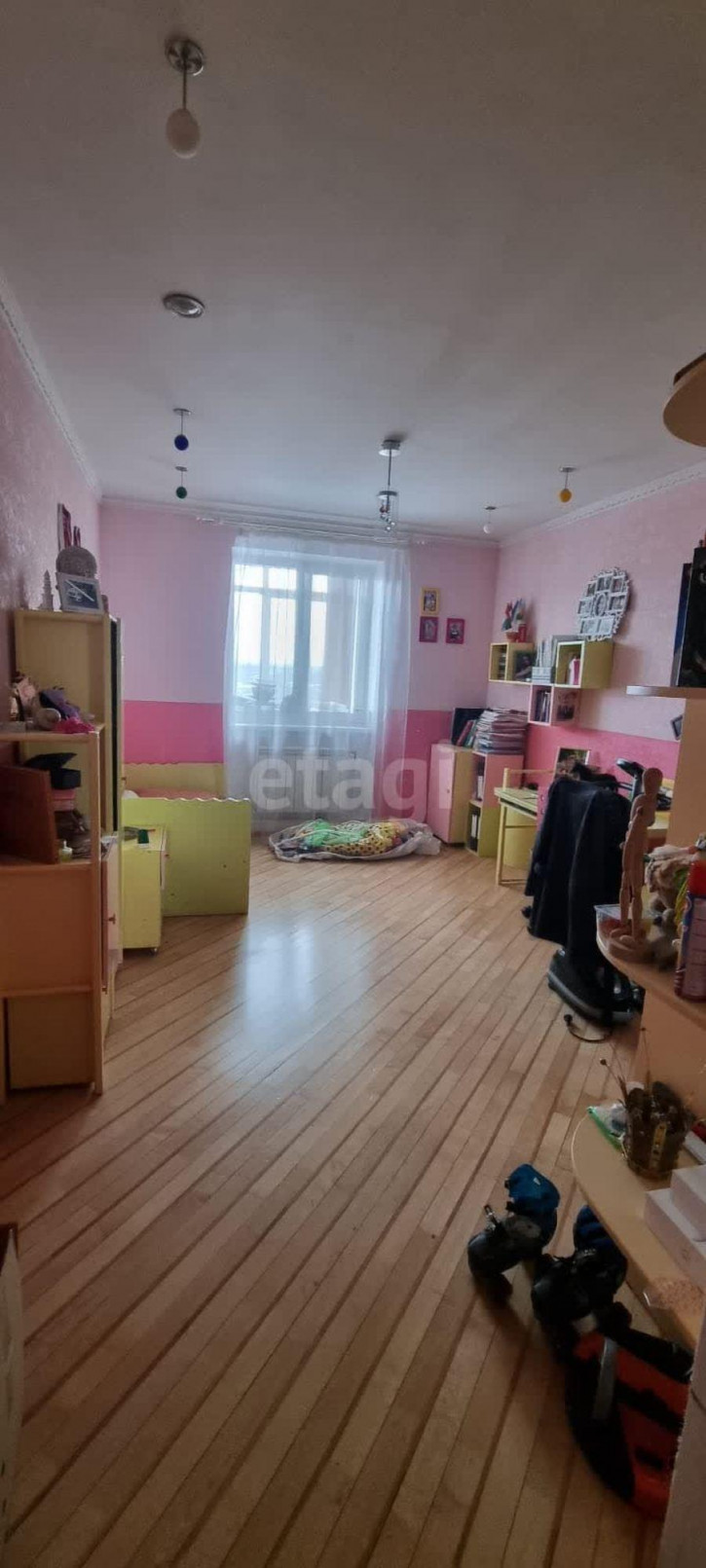 3-комн квартира Исакова, 16А
