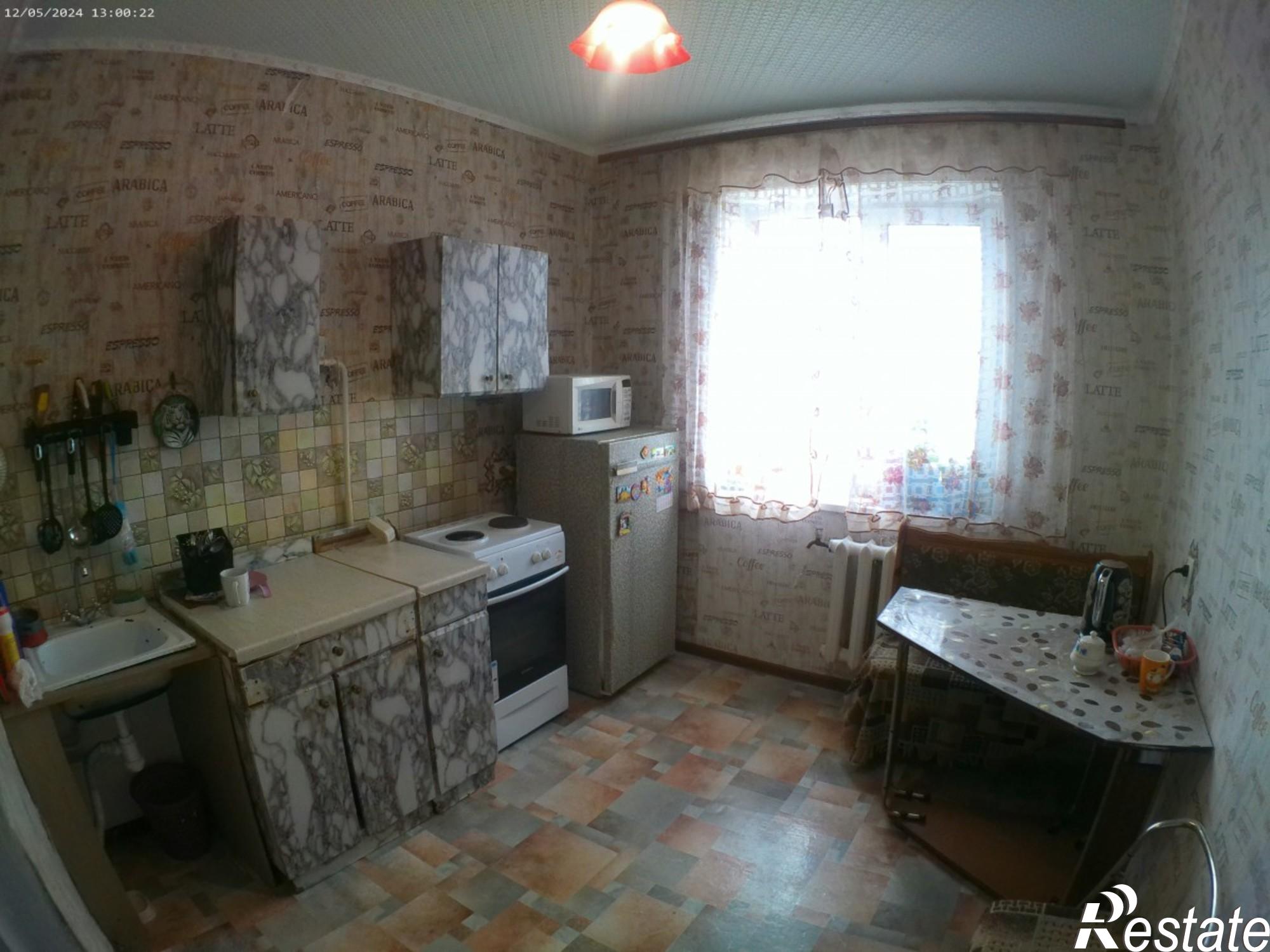 Купить квартиру за 1 850 000 рублей на Россия,  г. Амурск, р-н Микрорайон-8, пр-кт. Комсомольский, д. 65