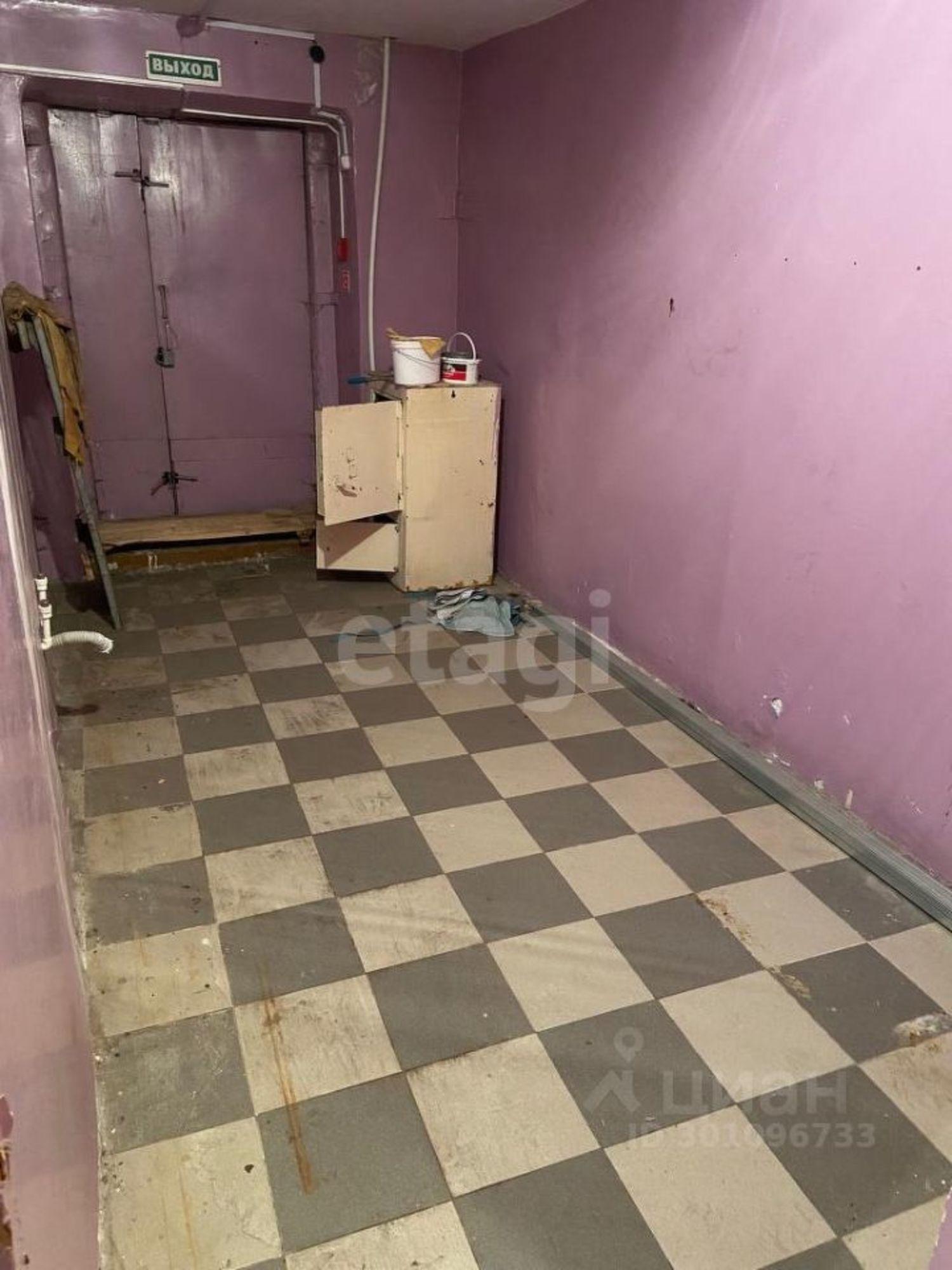 Купить торговое помещение за 5 936 120 рублей на Приморская улица, 1