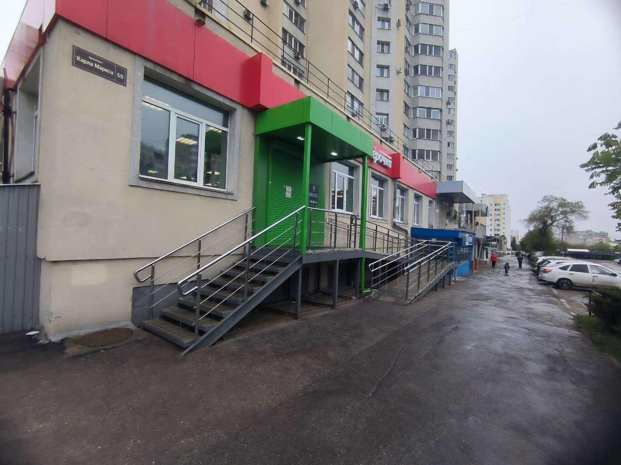 Купить торговое помещение за 49 900 000 рублей на Карла Маркса проспект, 55