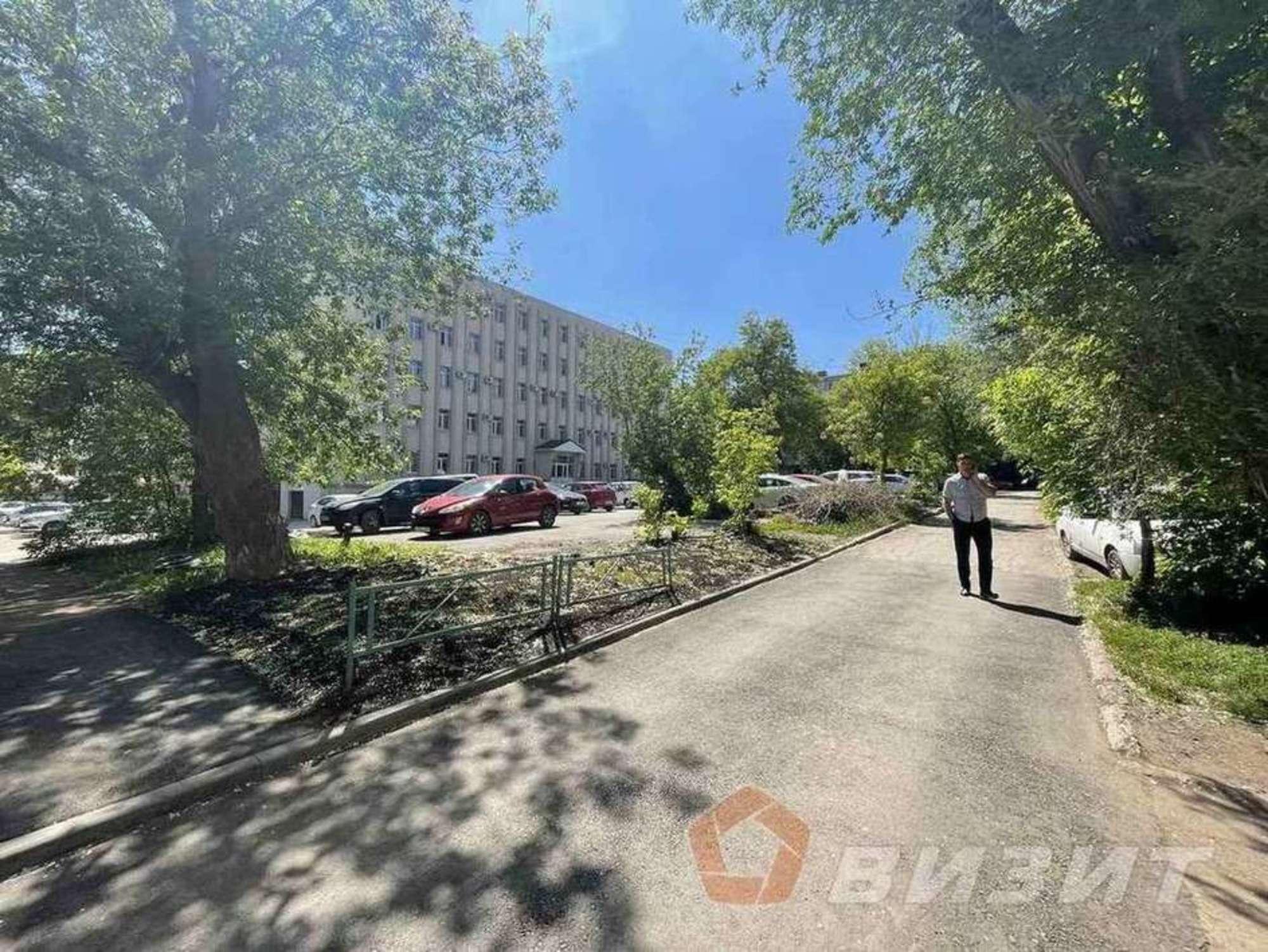 Сдать торговое помещение за 50 000 рублей на Гагарина улица, 133