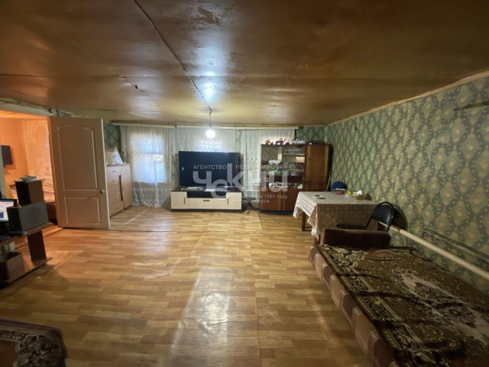 Купить дачу, дом, коттедж за 4 500 000 рублей на Спартака ул, 3