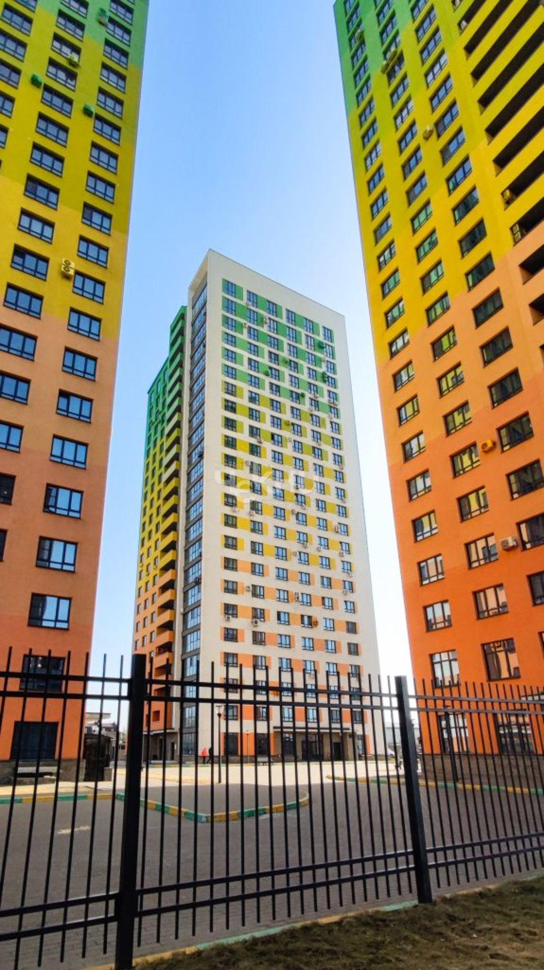 Купить квартиру за 27 500 000 рублей на Родионова ул, 192к5