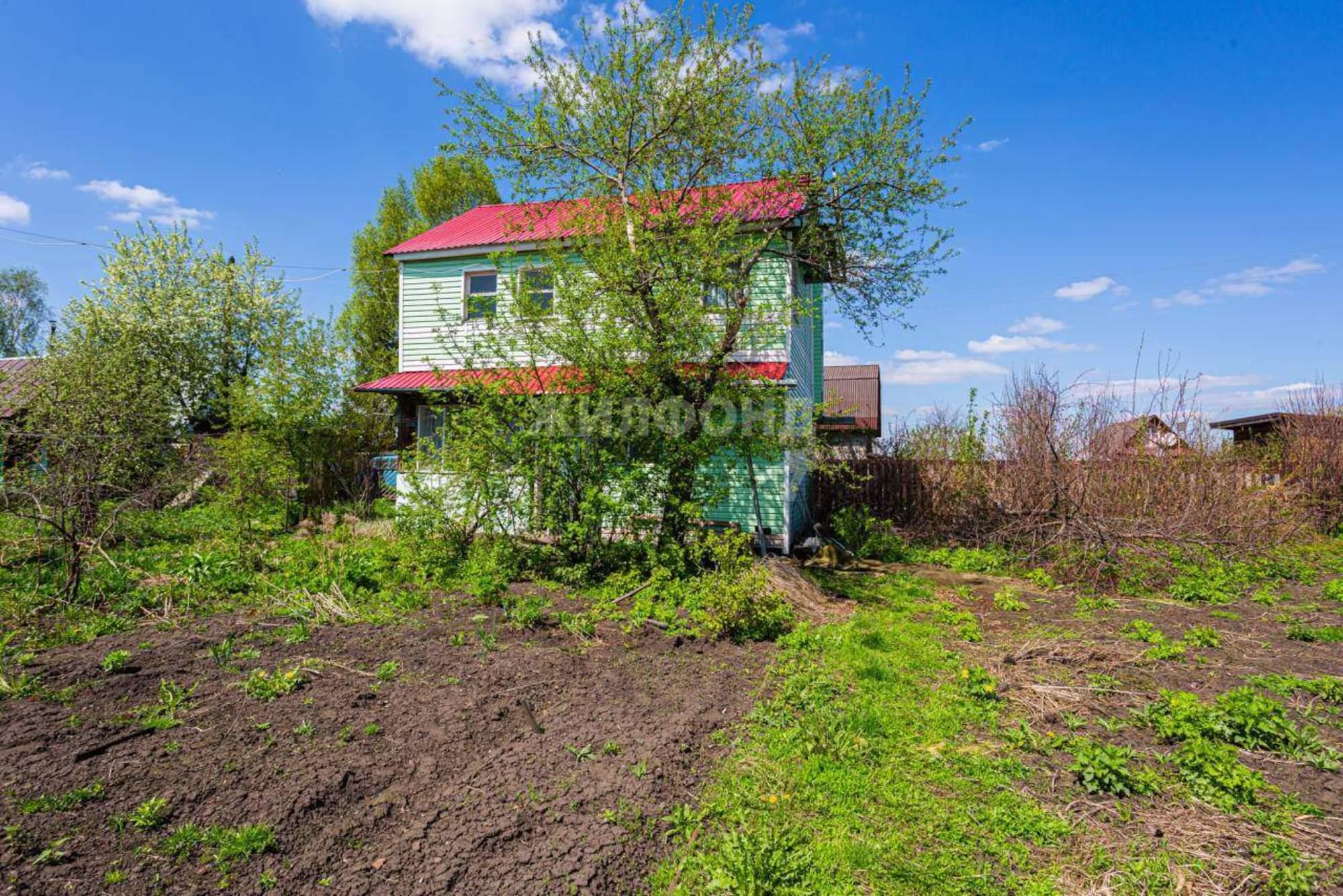 Купить дачу, дом, коттедж за 1 690 000 рублей на Озерная улица