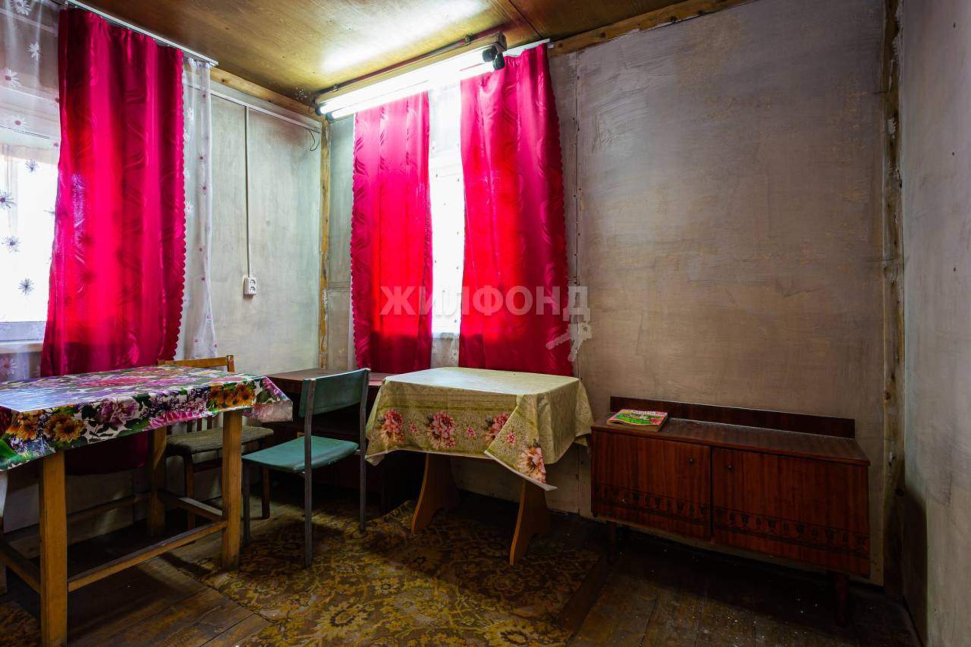 Купить дачу, дом, коттедж за 1 690 000 рублей на Озерная улица
