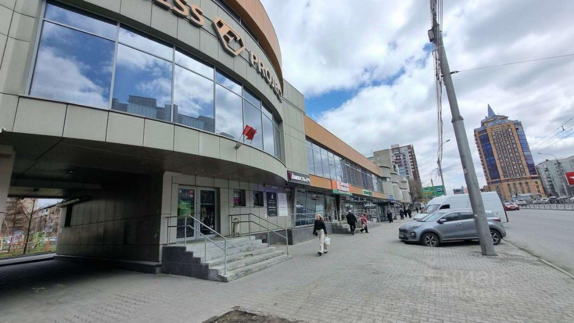 Купить торговое помещение за 270 001 000 рублей на улица Гоголя, 43/1
