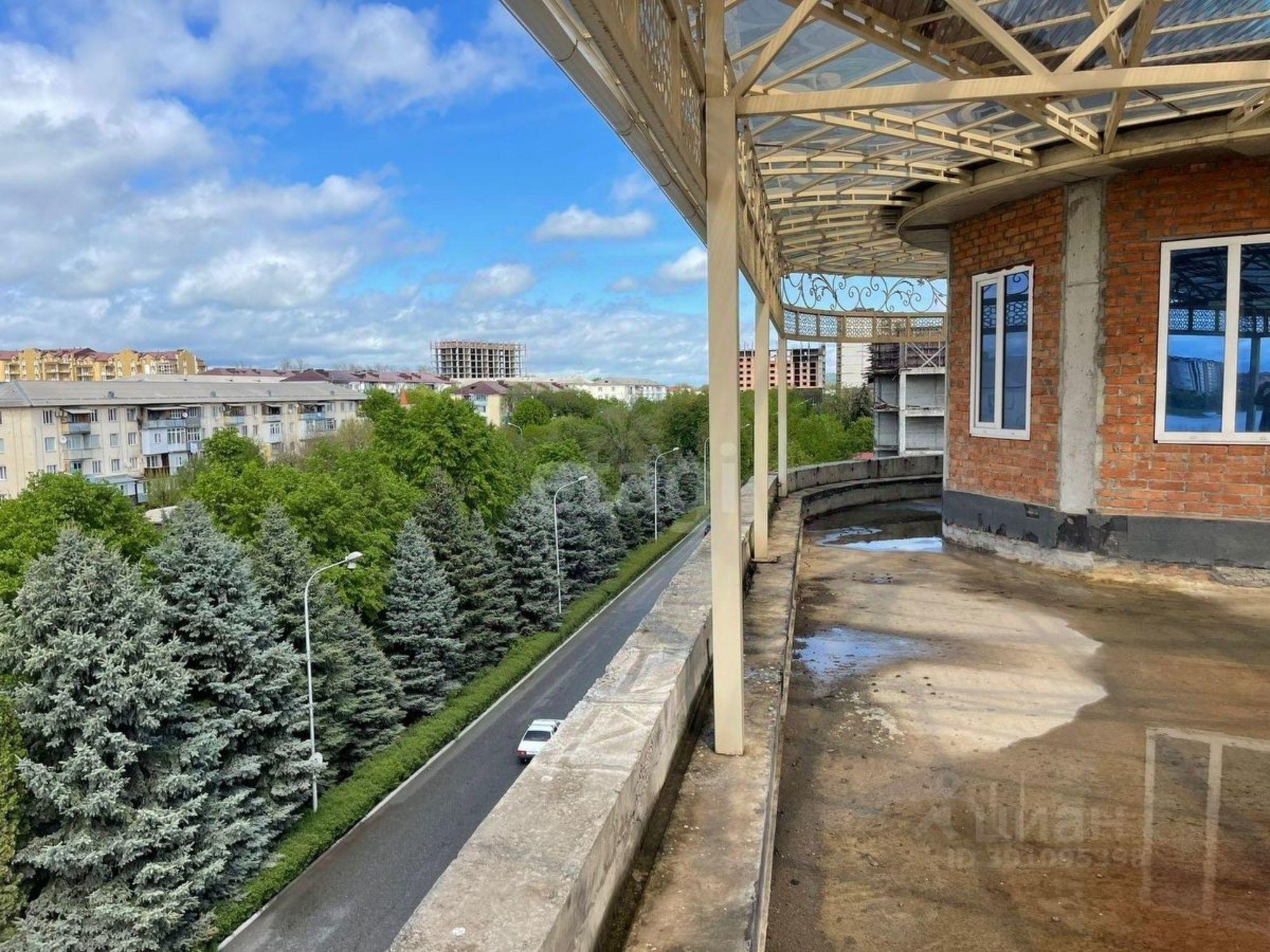 Купить офис, помещение под офис за 105 002 000 рублей на улица Базоркина (Гумурзиевский АО)