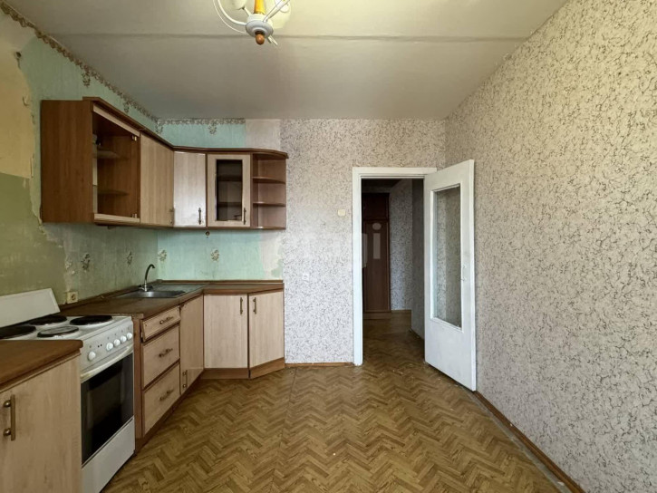 1-комн квартира улица Бурова