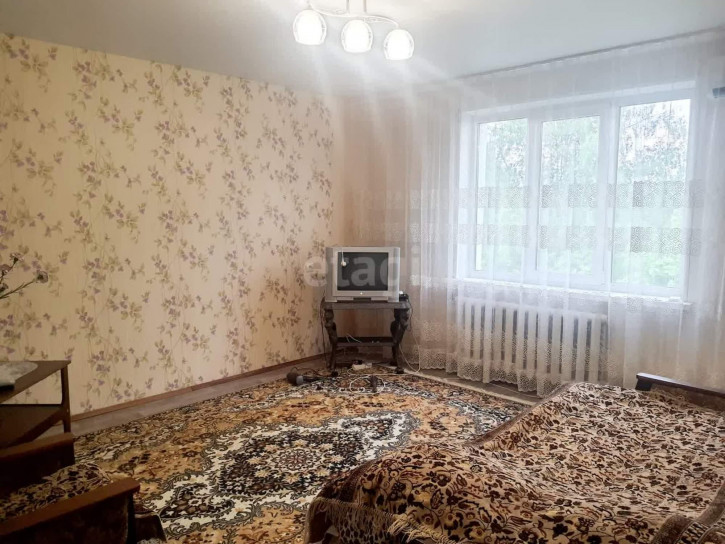4-комн квартира Севская улица