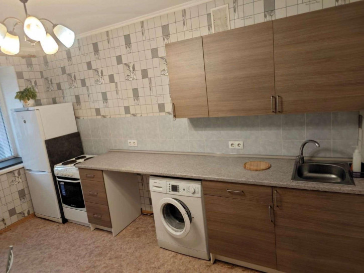 1-комн квартира Дыбенко улица, 36