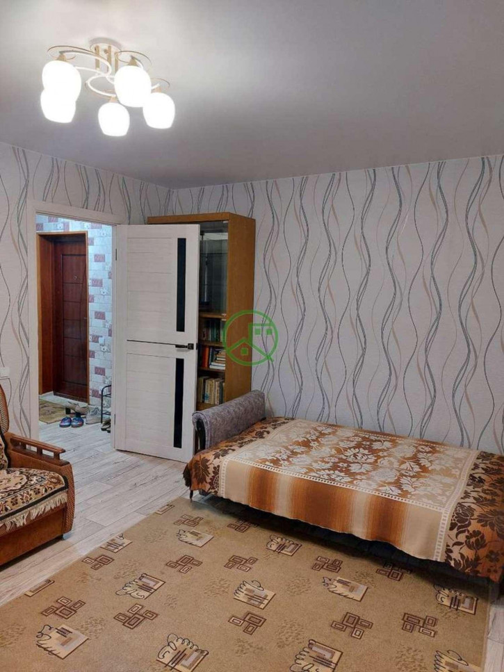 2-комн квартира Гагарина проспект, 95
