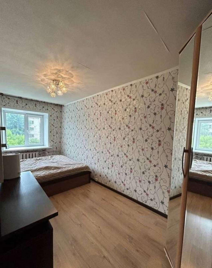 2-комн квартира Свободы улица, 16