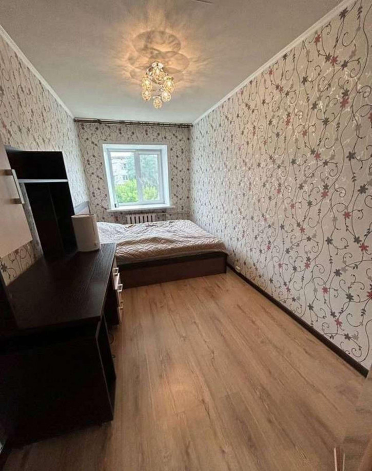 2-комн квартира Свободы улица, 16