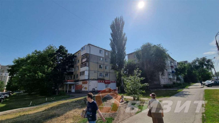 Торговое помещение Мориса Тореза улица, 99