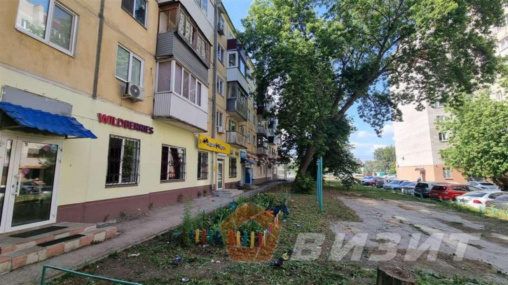 Торговое помещение Мориса Тореза улица, 99