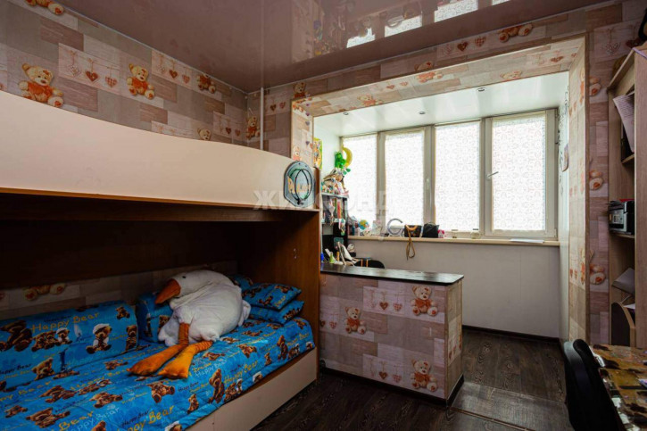 3-комн квартира Новоселов улица, д.41