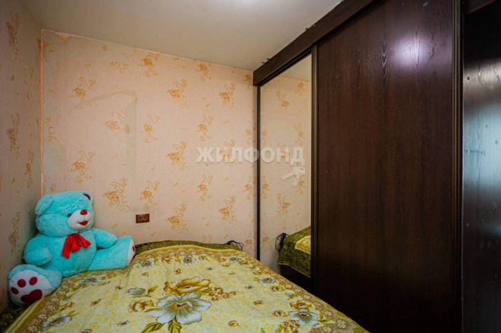 3-комн квартира Новоселов улица, д.41