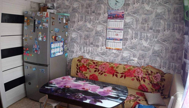 2-комн квартира Строителей улица, д.9