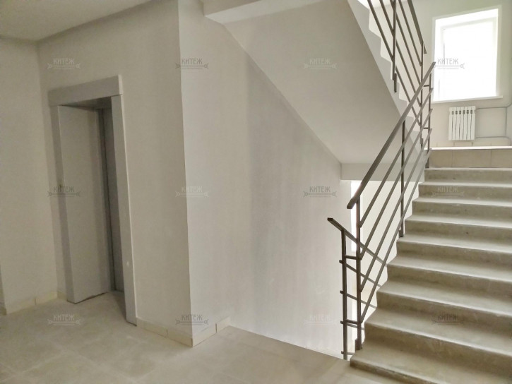 2-комн квартира Минская улица,40