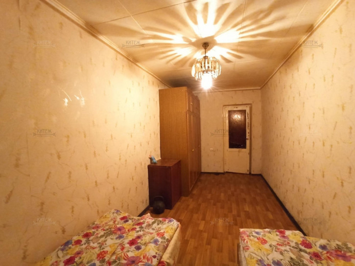 3-комн квартира Болотникова улица
