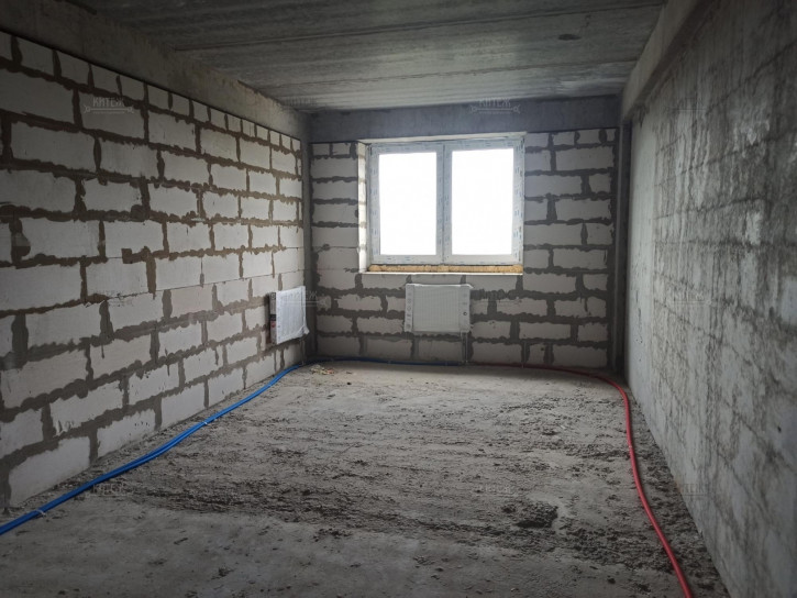 3-комн квартира Пухова улица,56