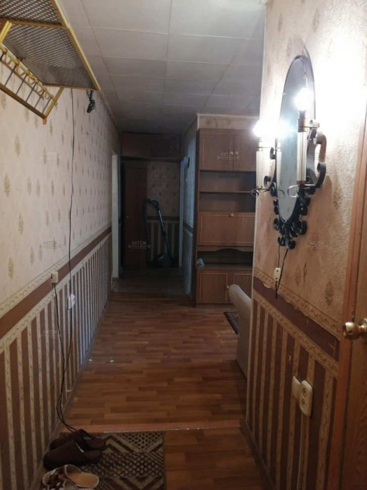 3-комн квартира Болотникова улица