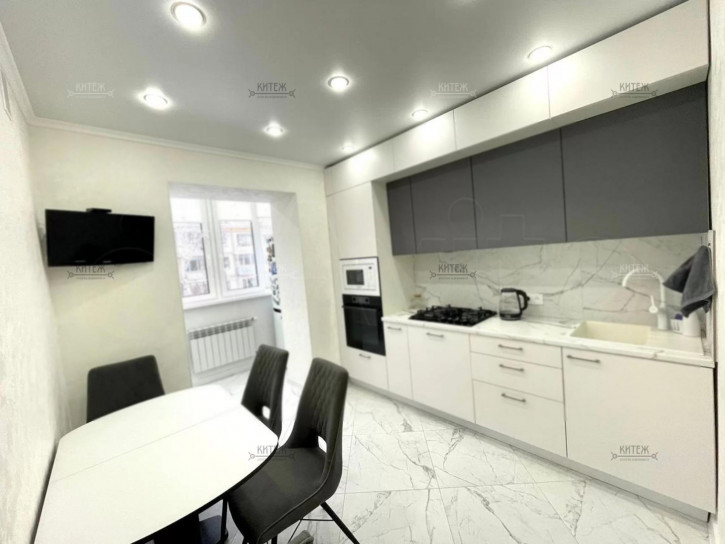 2-комн квартира Степана Разина улица,95к1