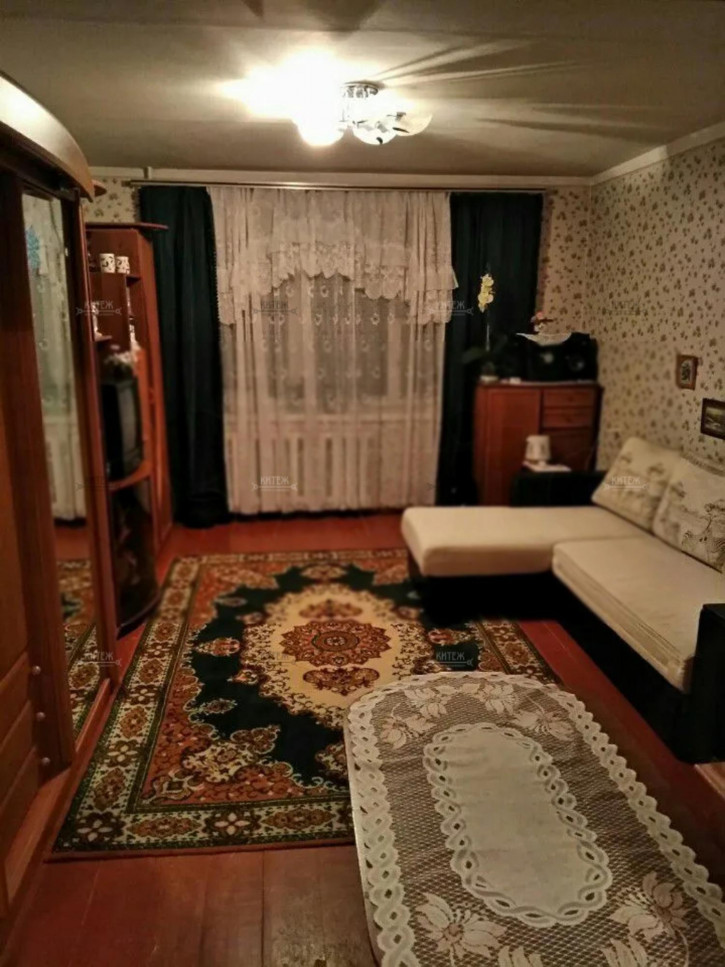 4-комн квартира Кубяка улица,17