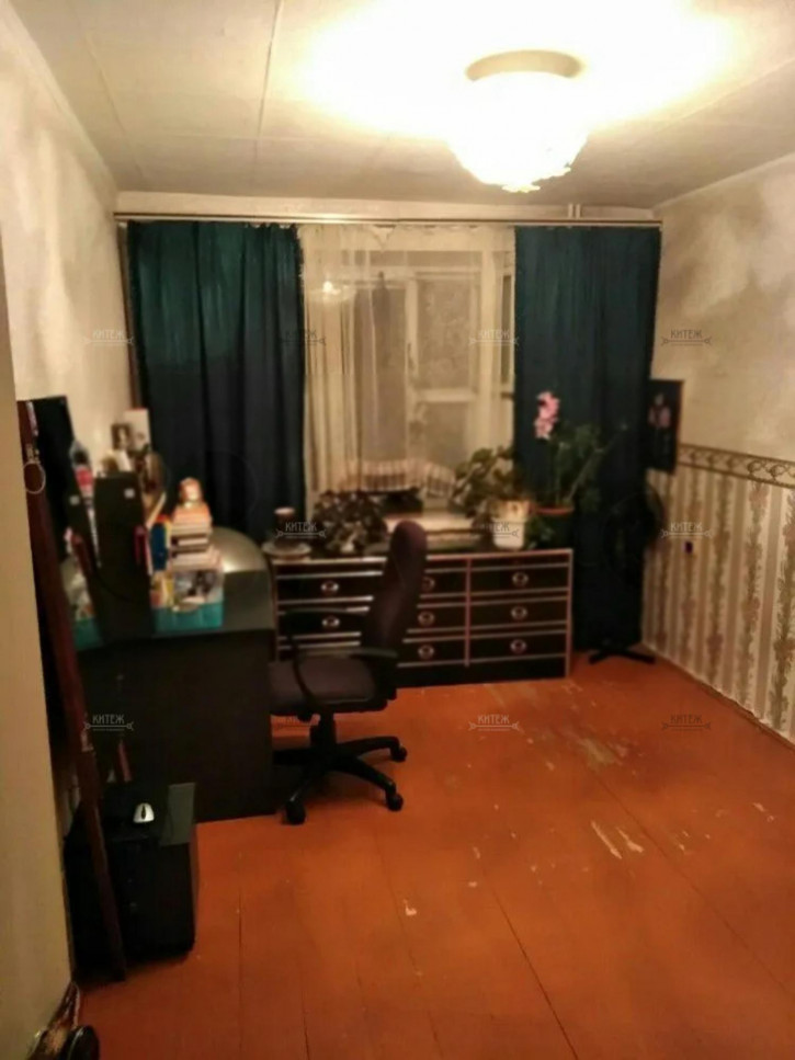 4-комн квартира Кубяка улица,17