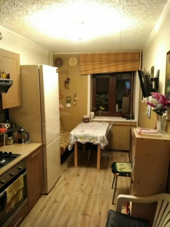 4-комн квартира Кубяка улица,17