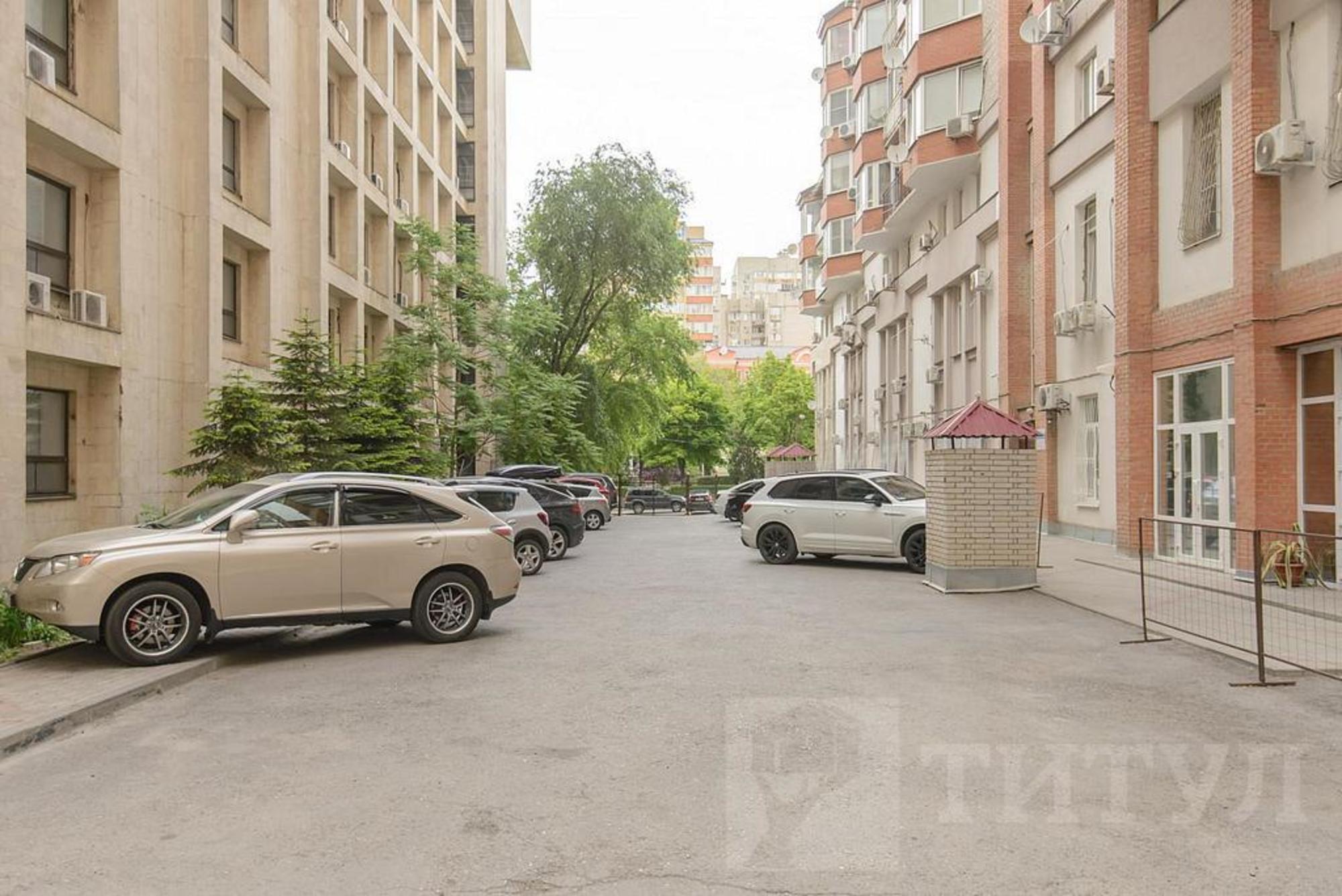 Купить квартиру за 20 000 000 рублей на Центр